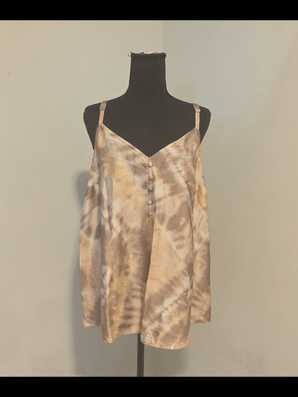 NWT Torrid Satin Tie Dye Cami Top Size 1X (14/16) Boho Flowy Tank New
